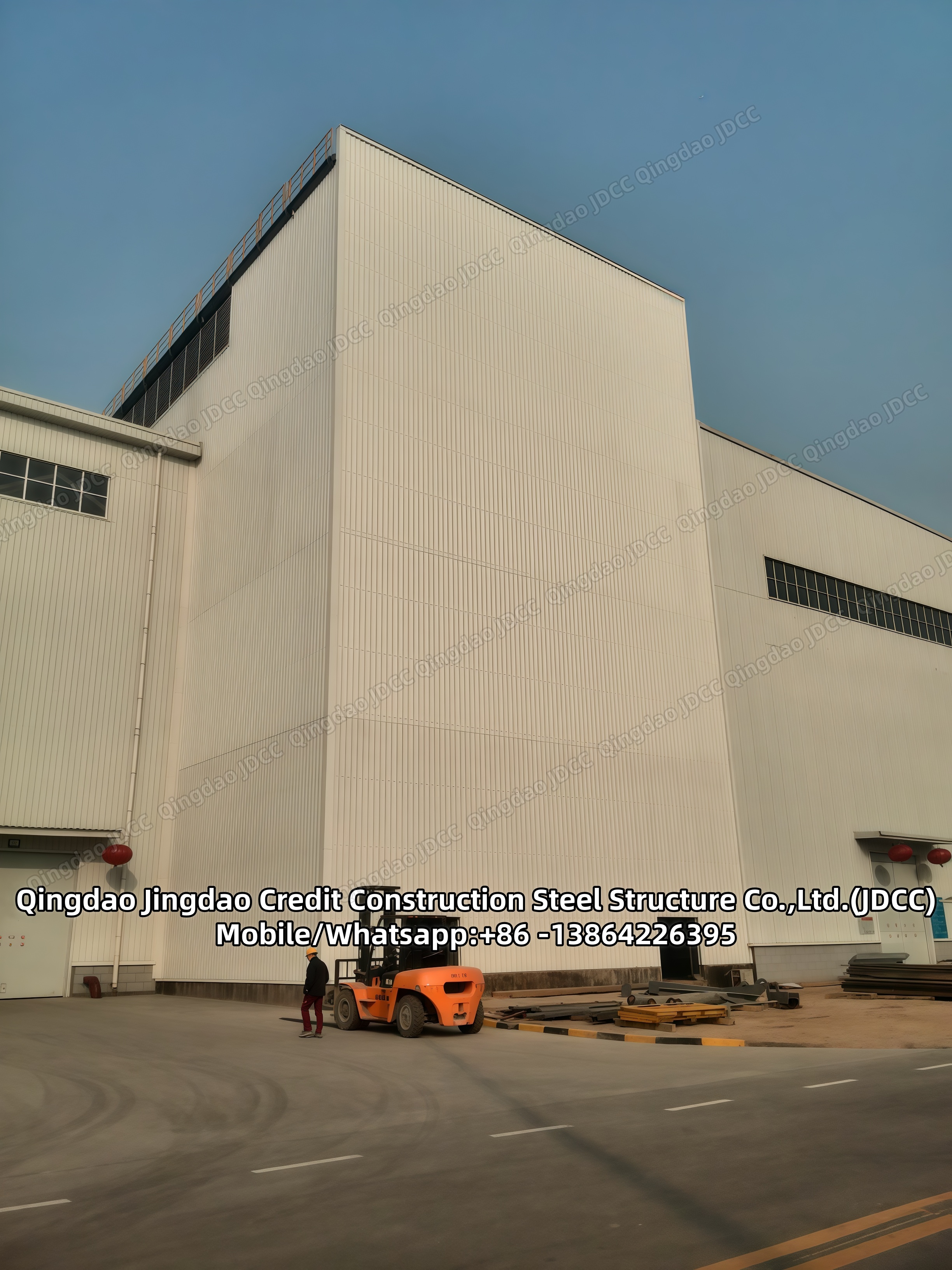 Oficina pré-fabricada com estrutura metálica Video - JDCC